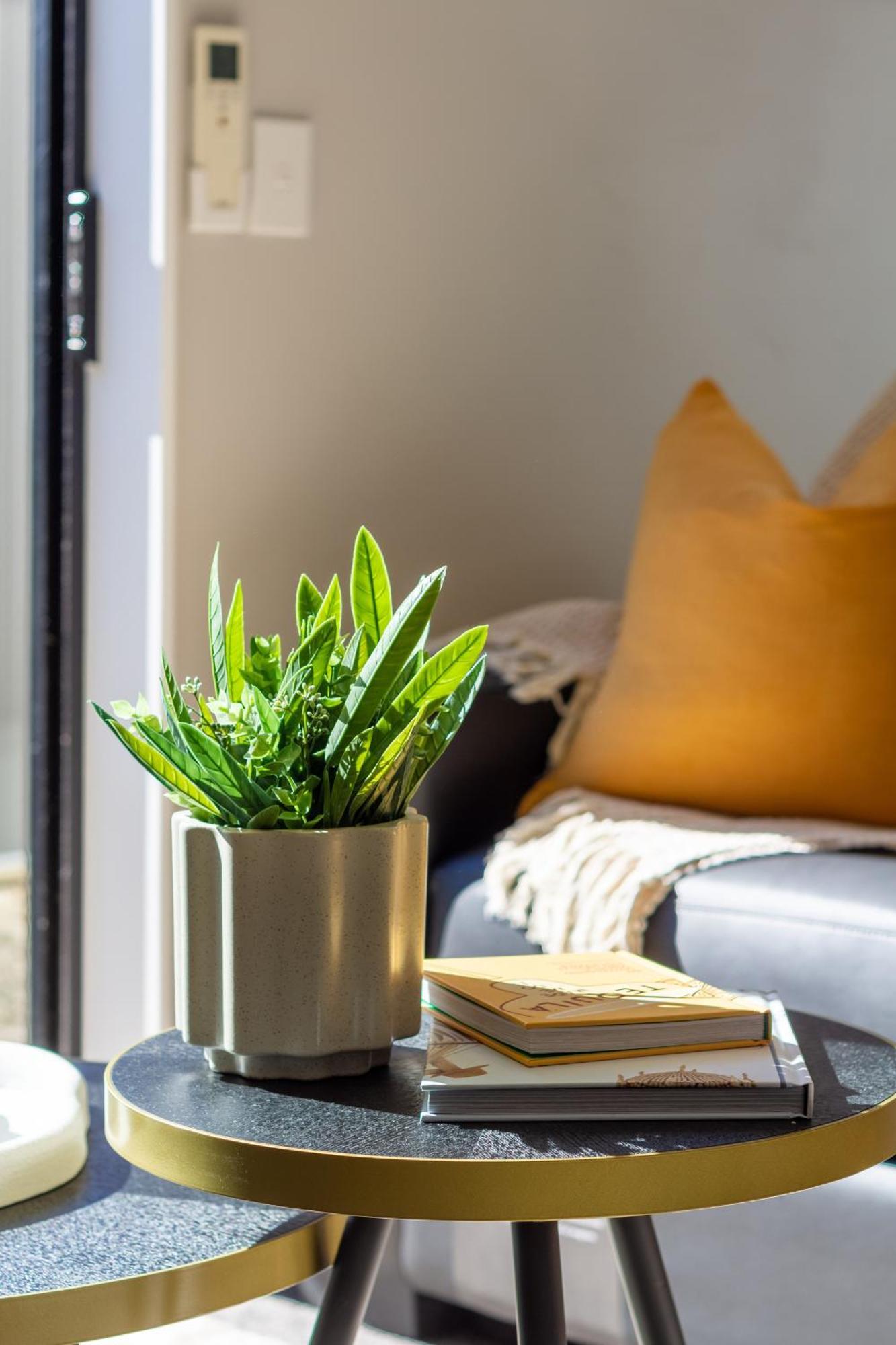 Luxury Without Limits In Cbd Christchurch Eksteriør billede